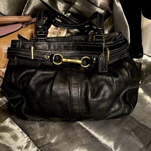 Black Leather Coach Hampton
